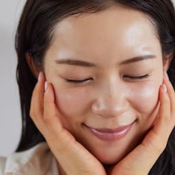 るい / 2度とニキビができない肌作り 