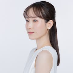 【元スキンケア迷子の化粧品部屋】佐川かほ