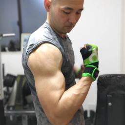 ホームジム、まつ筋